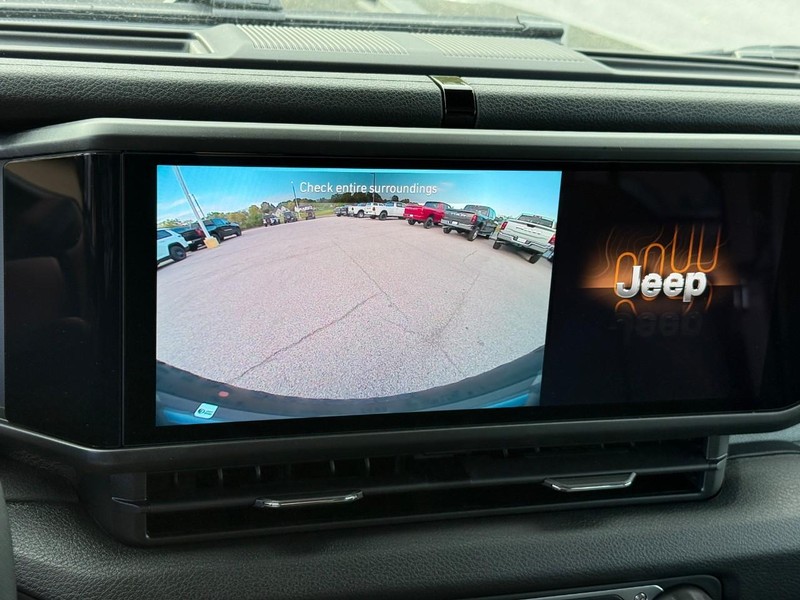 Jeep Wrangler Vehicle Image 20