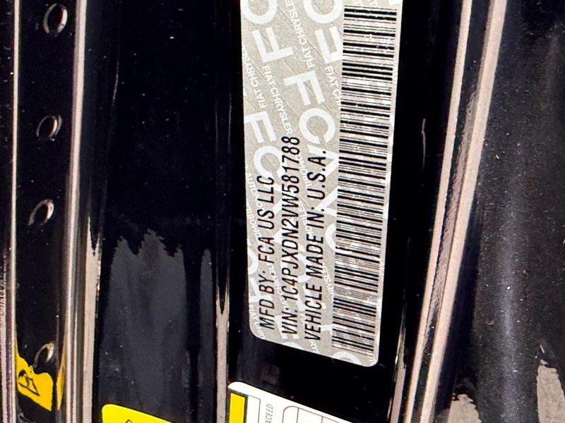 Jeep Wrangler Vehicle Image 21