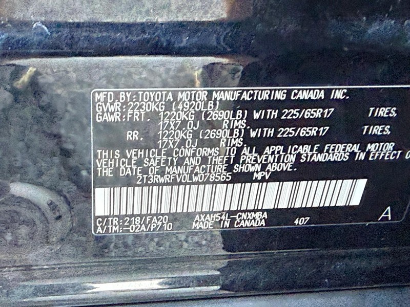 Toyota RAV4 Vehicle Image 28