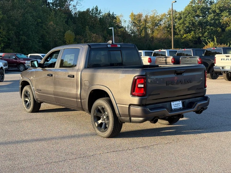 Ram 1500 Vehicle Image 04