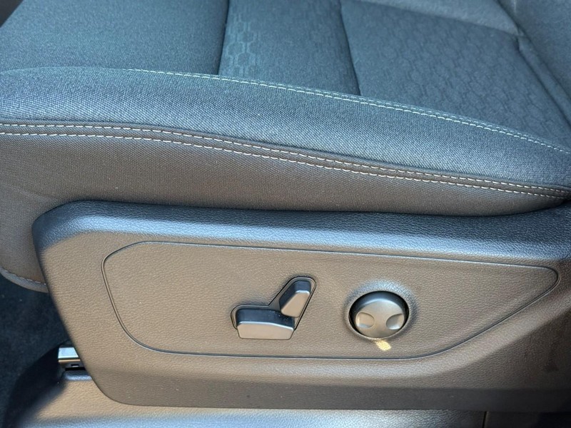 Ram 1500 Vehicle Image 15