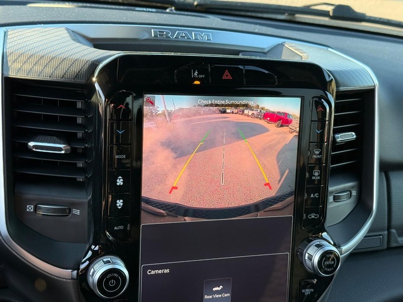 Ram 1500 Vehicle Image 19
