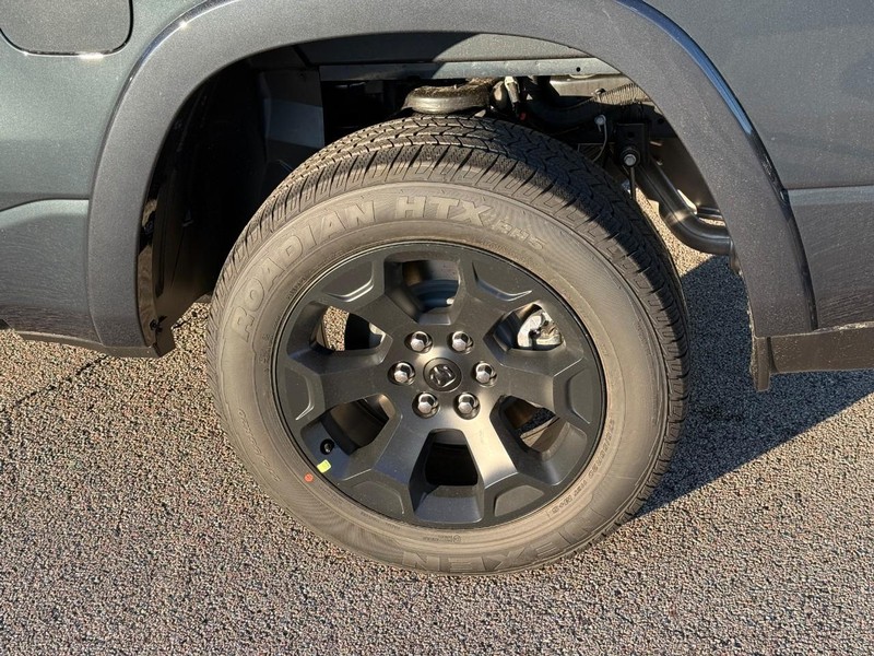 Ram 1500 Vehicle Image 05