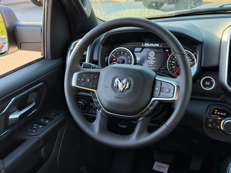 Ram 1500 Vehicle Image 09