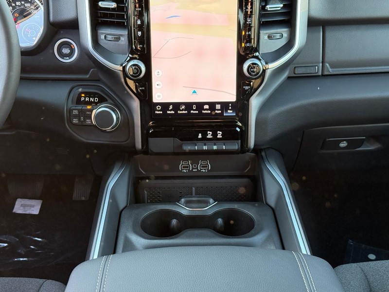 Ram 1500 Vehicle Image 12