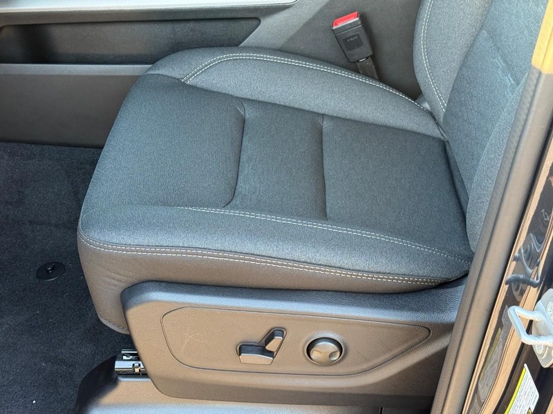 Ram 1500 Vehicle Image 14