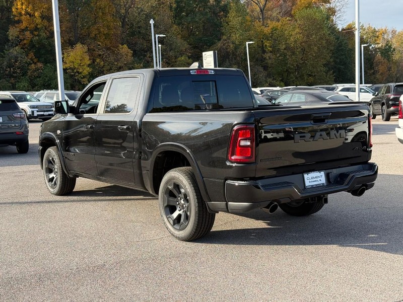 Ram 1500 Vehicle Image 04