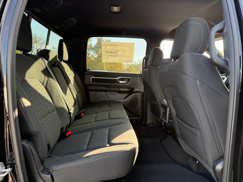 Ram 1500 Vehicle Image 07