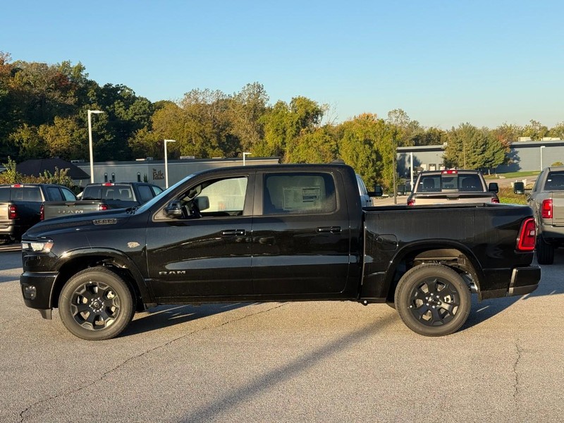 Ram 1500 Vehicle Image 03
