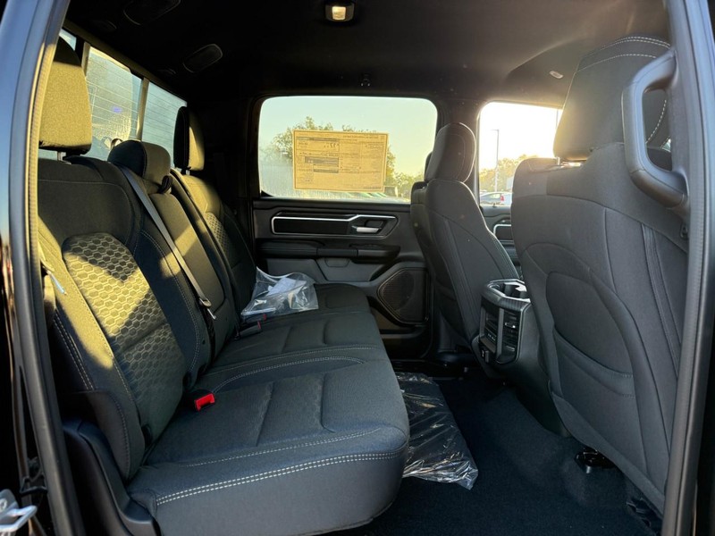 Ram 1500 Vehicle Image 07