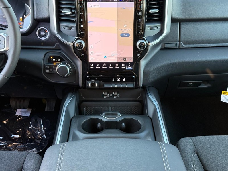 Ram 1500 Vehicle Image 12