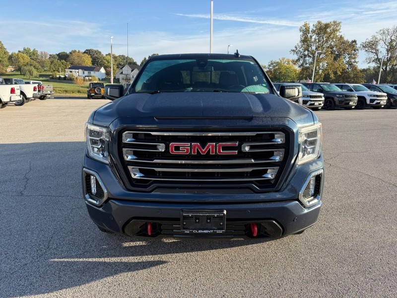 GMC Sierra 1500 Vehicle Image 11