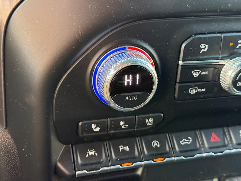 GMC Sierra 1500 Vehicle Image 24