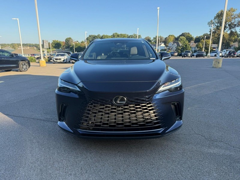 Lexus RX Vehicle Image 11