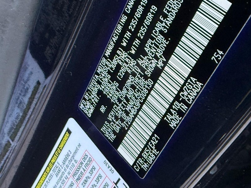 Lexus RX Vehicle Image 26