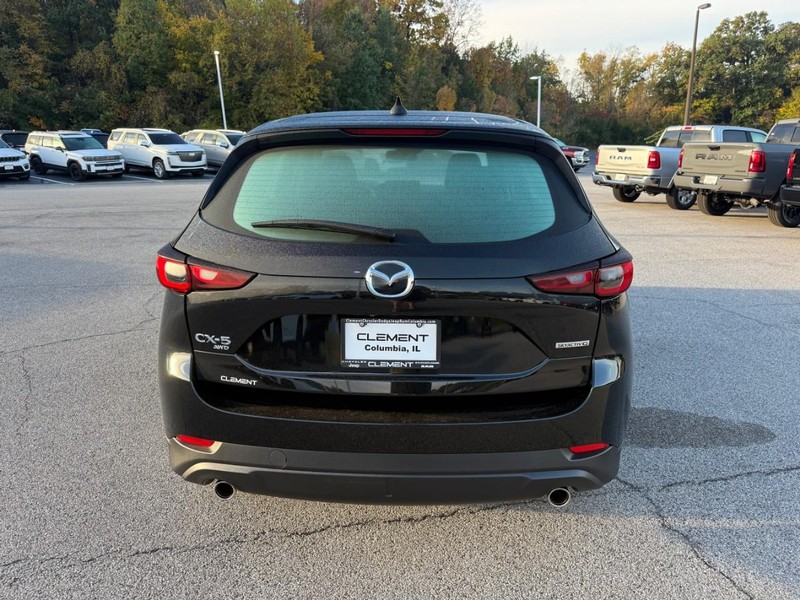 Mazda CX-5 Vehicle Image 09