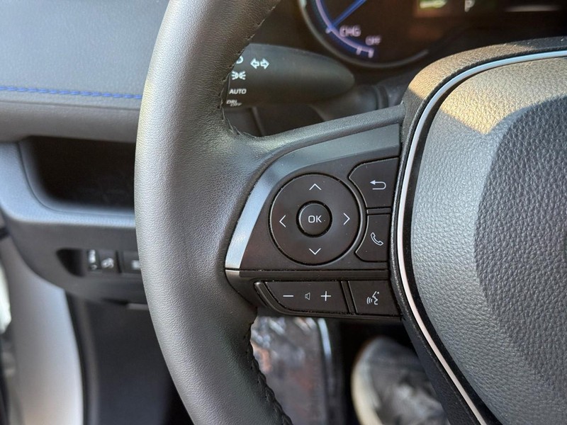 Toyota RAV4 Vehicle Image 22