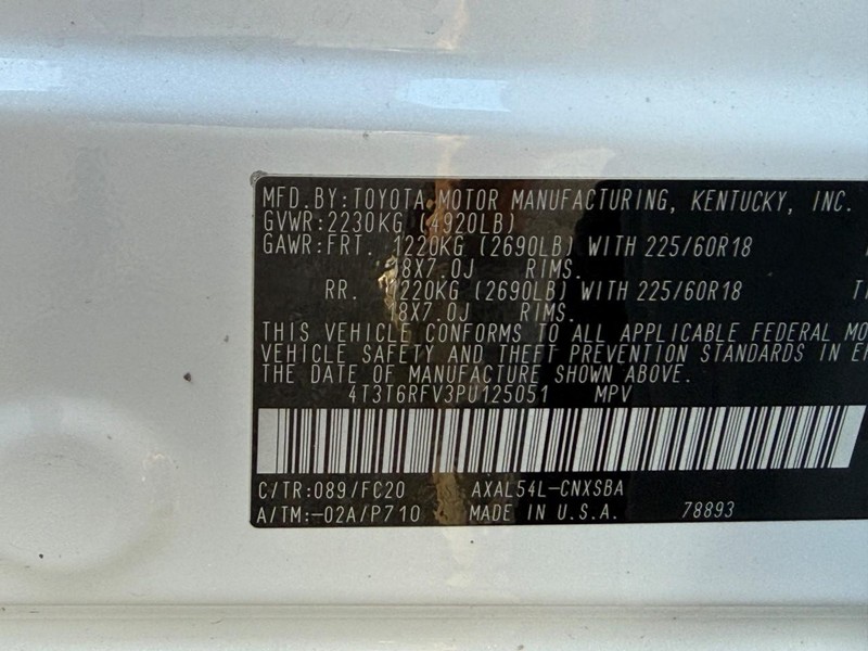 Toyota RAV4 Vehicle Image 27