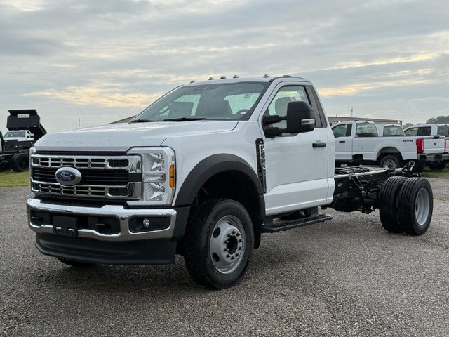 more details - ford super duty f-550 drw