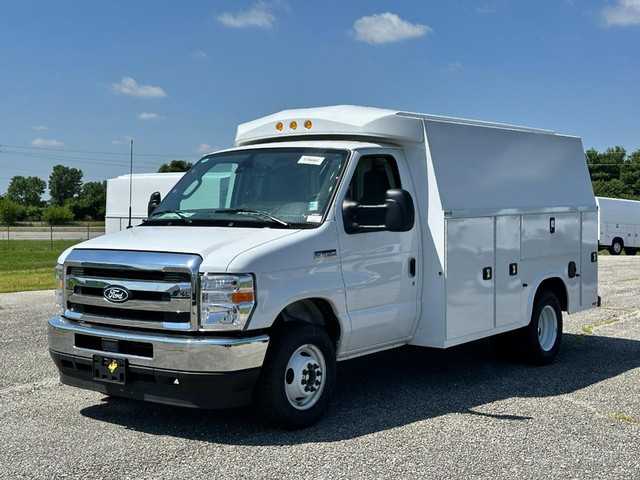 Granite City IL 2027 Ford E-Series Cutaway more details - ford e-series cutaway