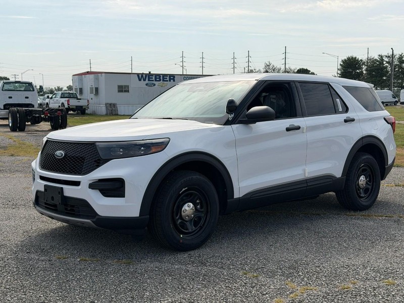 Oxford White 2027 Ford Explorer Hybrid SUV / Crossover All-Wheel Drive Automatic