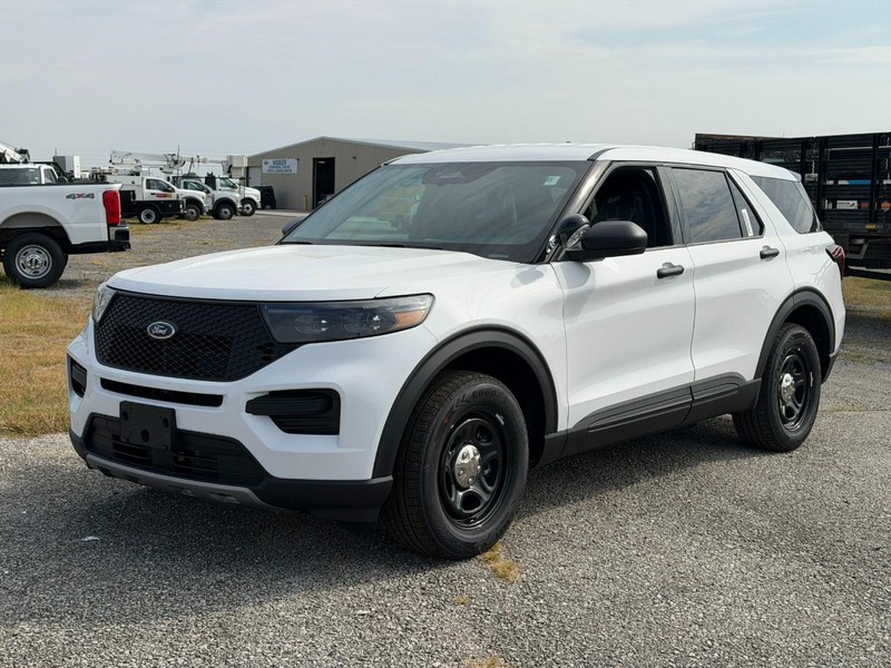 Oxford White 2027 Ford Explorer Hybrid SUV / Crossover All-Wheel Drive Automatic