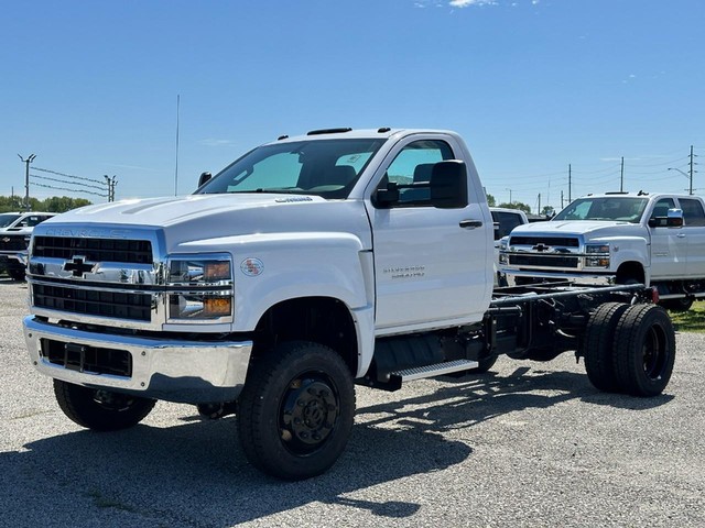 2024 Chevrolet Silverado MD 4500 4WD at Weber Commercial - Chevrolet Granite City in Granite City IL