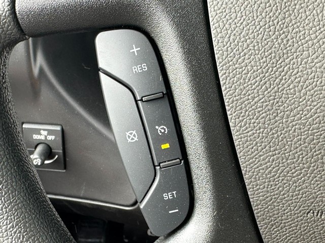 2025 Chevrolet Express Cargo Work Van - Photo 11