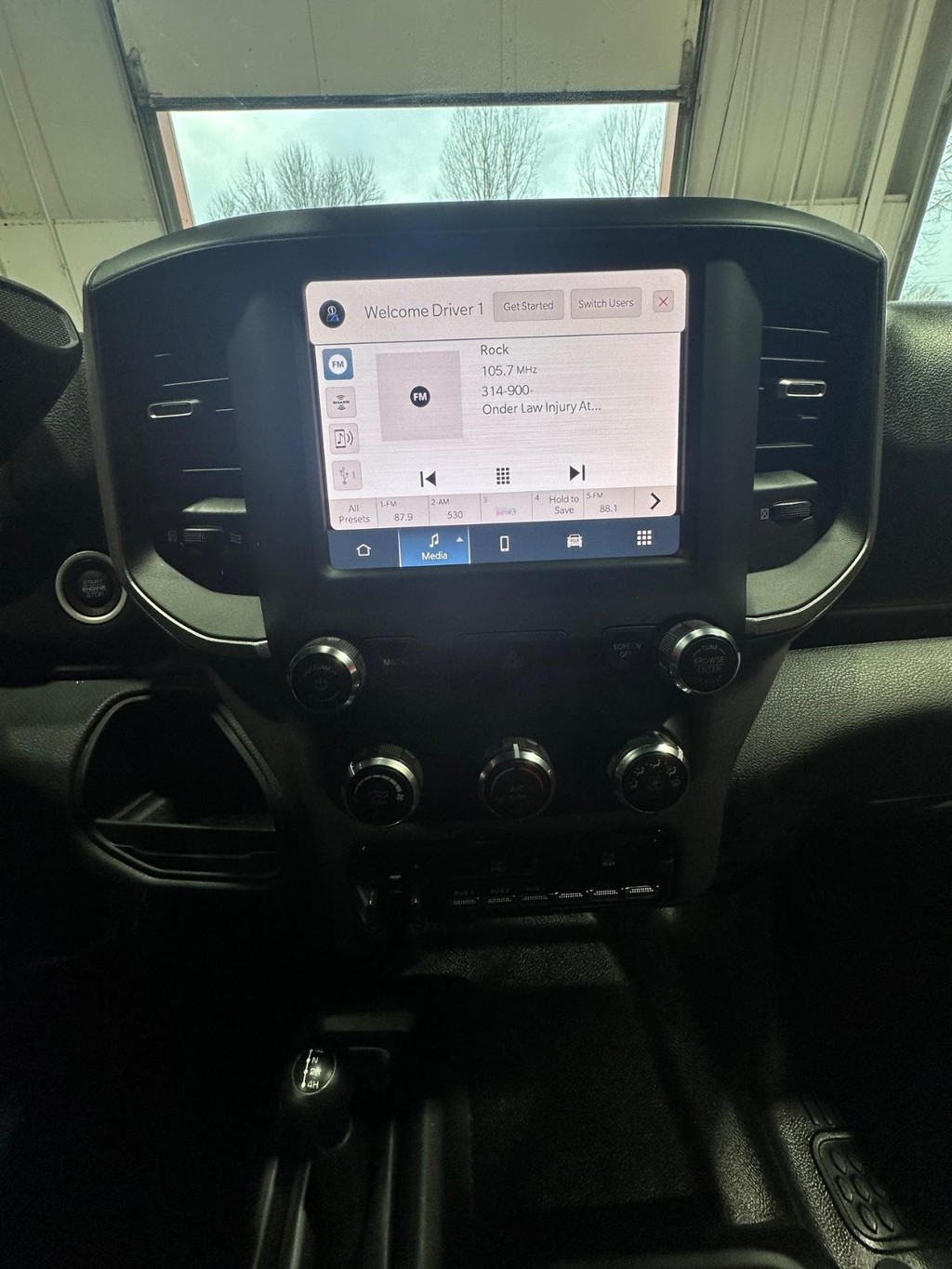 Ram 3500 Chassis Cab Vehicle Full-screen Gallery Image 18