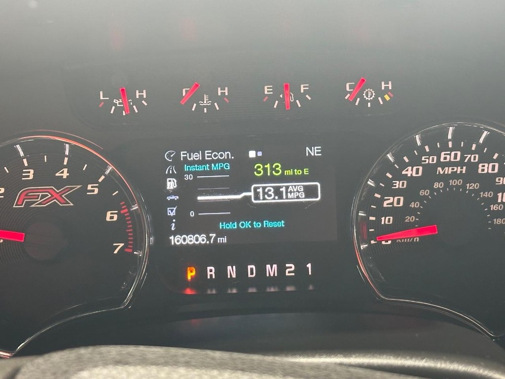 Ford F-150 Vehicle Full-screen Gallery Image 26