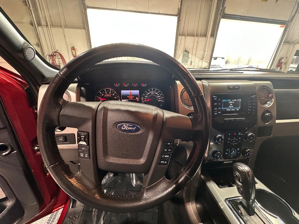 Ford F-150 Vehicle Full-screen Gallery Image 27