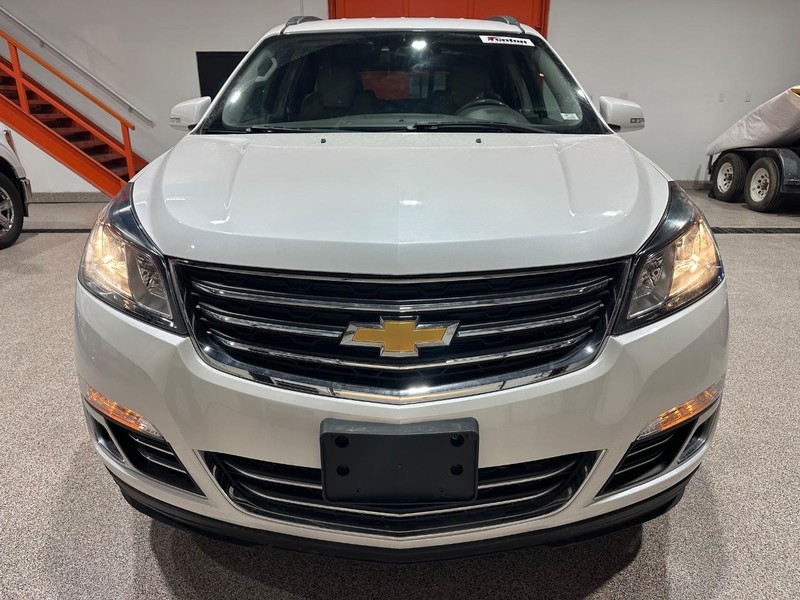 Chevrolet Traverse Vehicle Full-screen Gallery Image 8