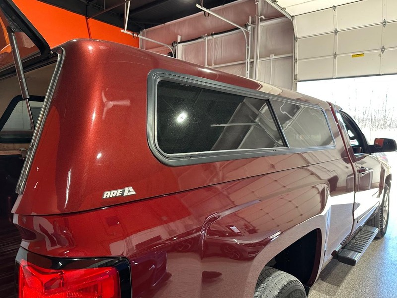 Chevrolet Silverado 1500 Vehicle Full-screen Gallery Image 14