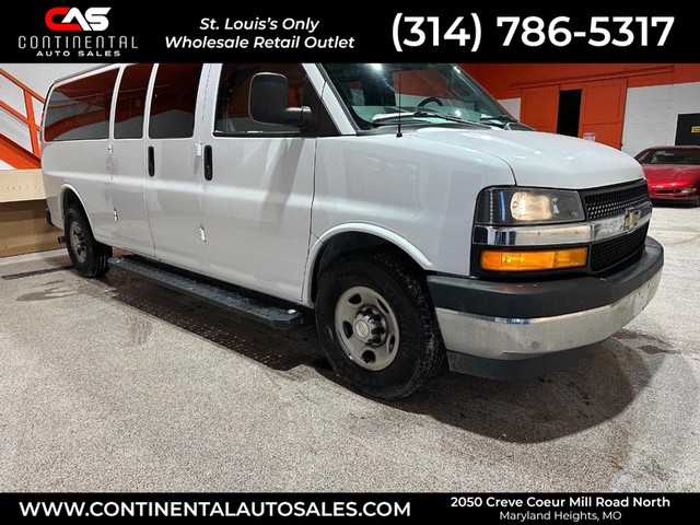 more details - chevrolet express passenger