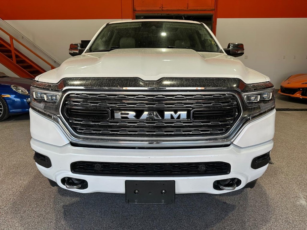 Ram 1500 Vehicle Full-screen Gallery Image 3