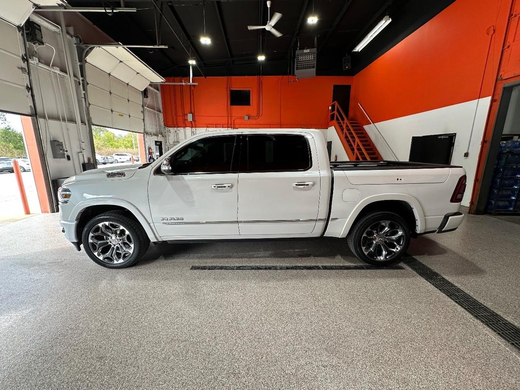 Ram 1500 Vehicle Full-screen Gallery Image 7
