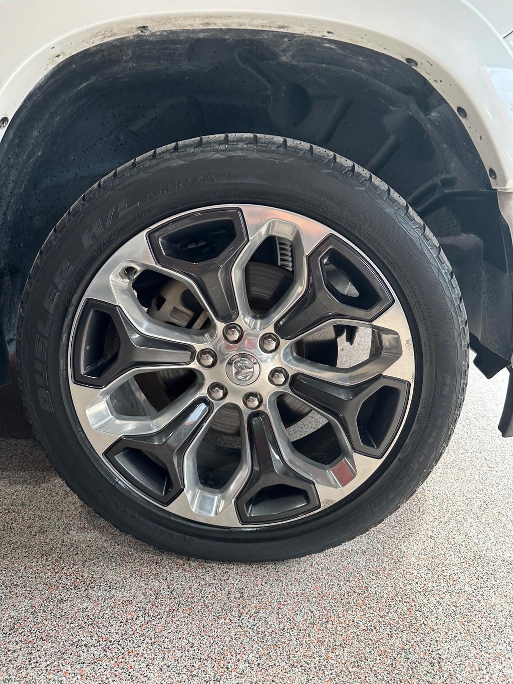 Ram 1500 Vehicle Full-screen Gallery Image 31