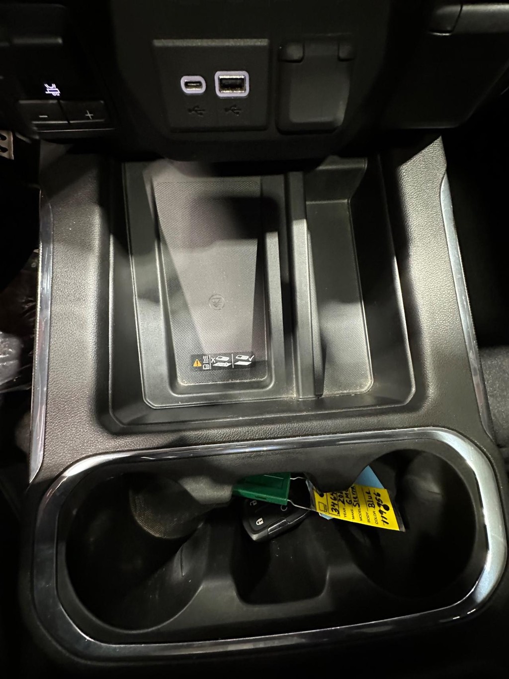 GMC Sierra 1500 Vehicle Full-screen Gallery Image 20