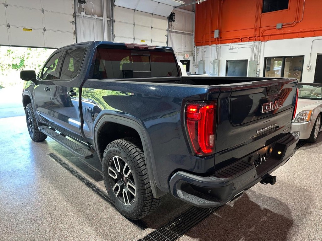 GMC Sierra 1500 Vehicle Full-screen Gallery Image 31