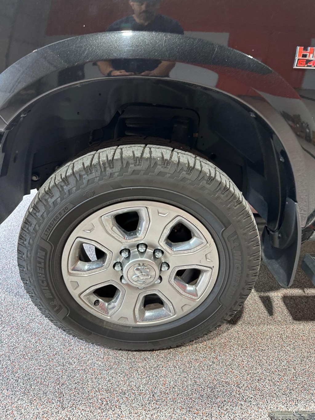 Ram 2500 Vehicle Full-screen Gallery Image 10