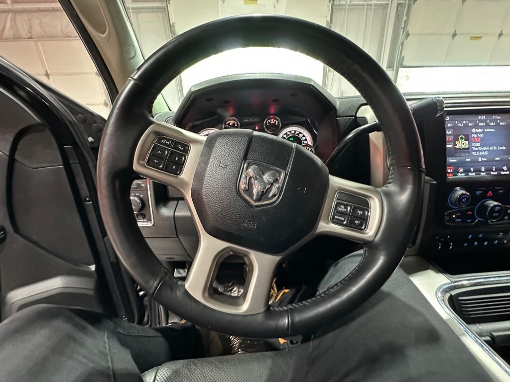 Ram 2500 Vehicle Full-screen Gallery Image 27