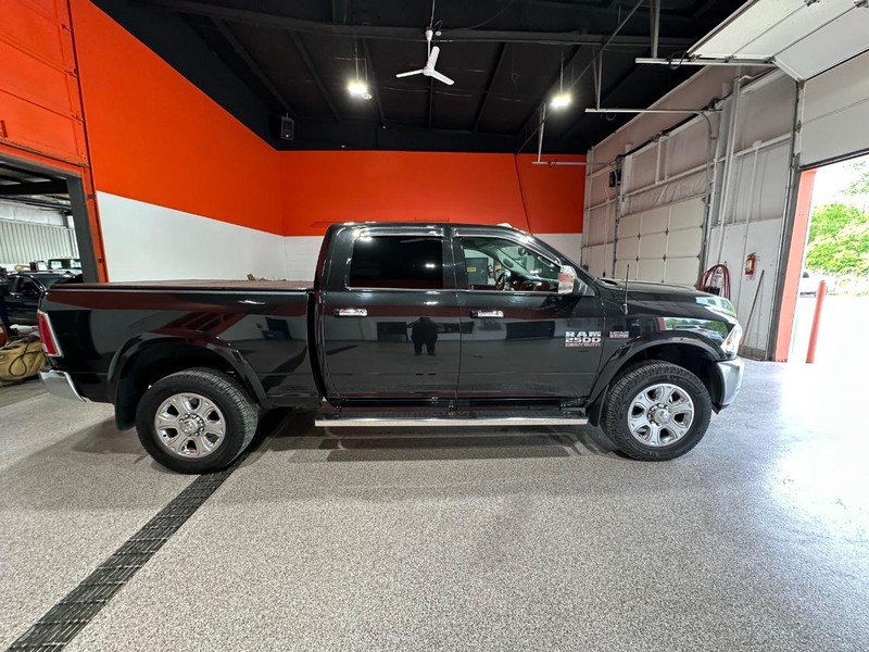2018 Ram 2500 Laramie photo 2