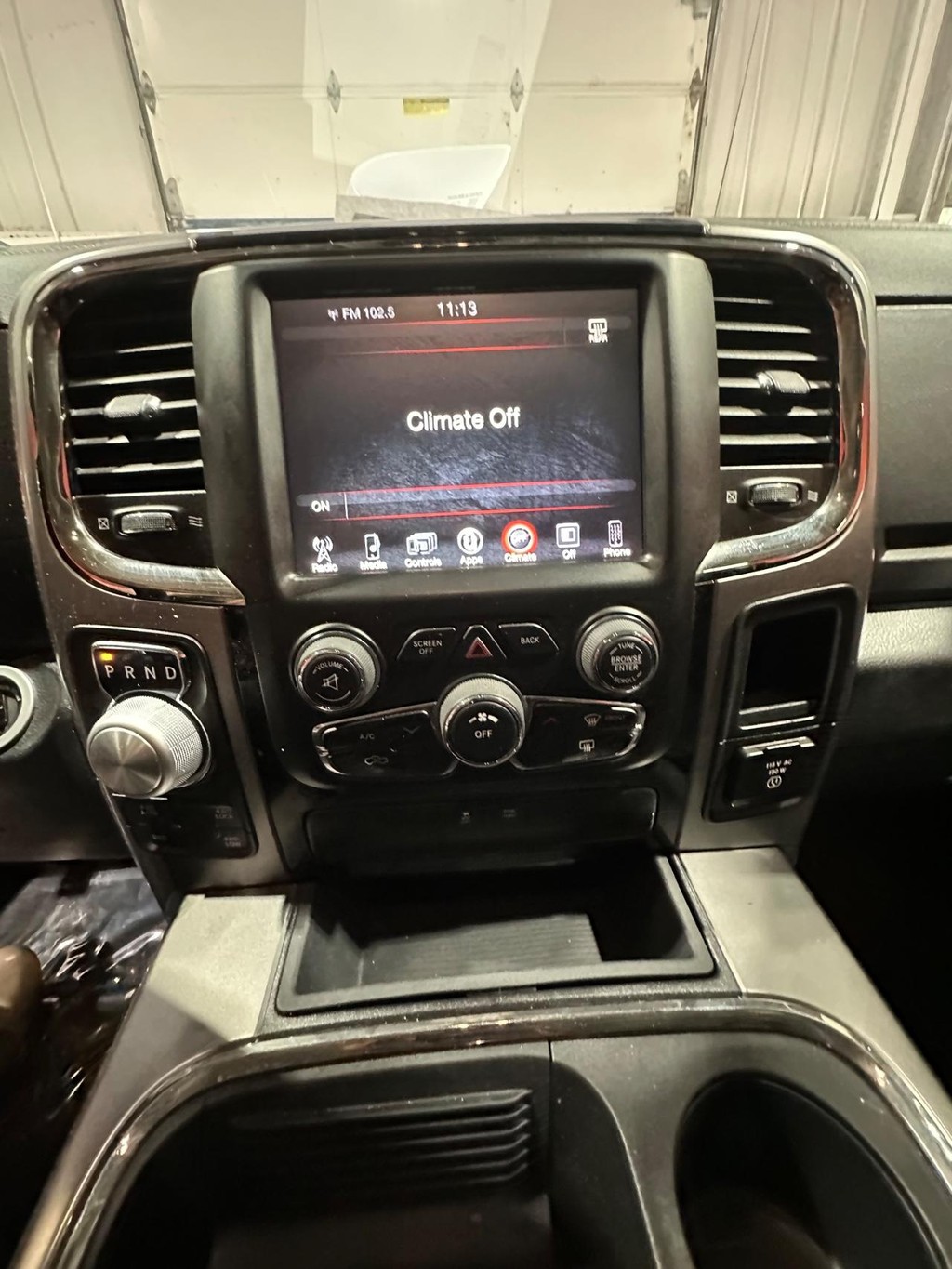 Ram 1500 Vehicle Full-screen Gallery Image 25