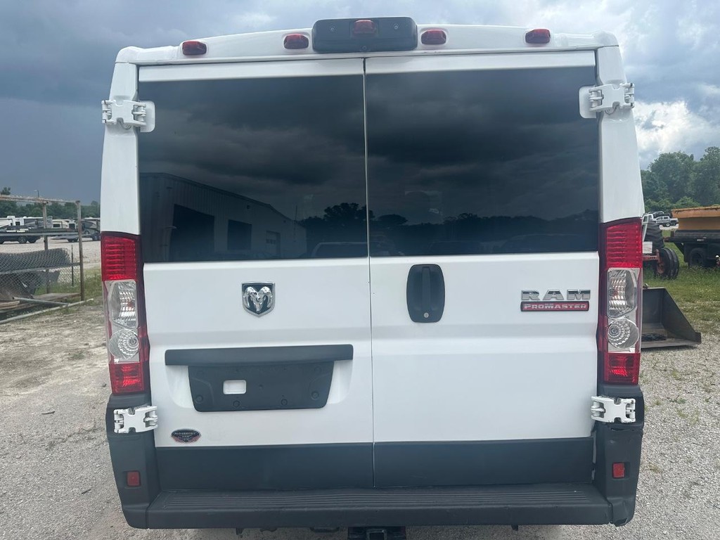 Ram ProMaster Cargo Van Vehicle Full-screen Gallery Image 4