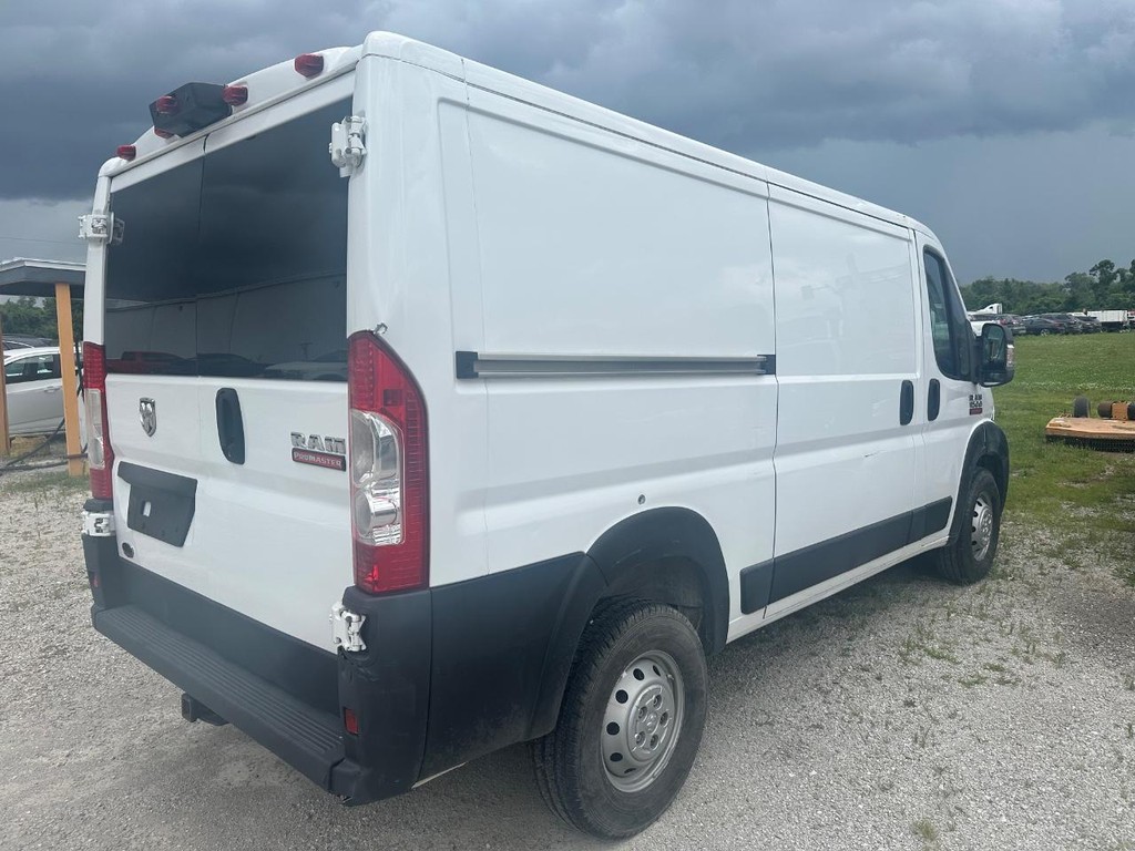 Ram ProMaster Cargo Van Vehicle Full-screen Gallery Image 5