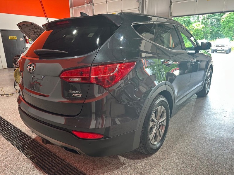 2015 Hyundai Santa Fe Sport GLS photo 3