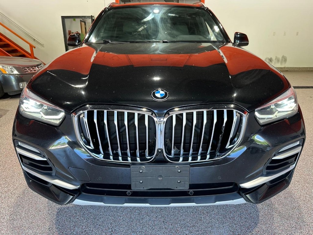 BMW X5 Vehicle Full-screen Gallery Image 08