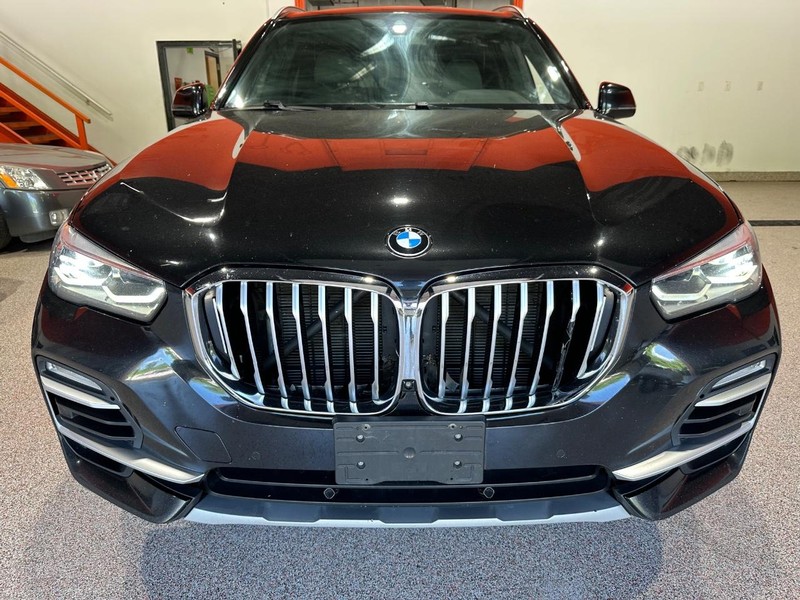 BMW X5 Vehicle Full-screen Gallery Image 08