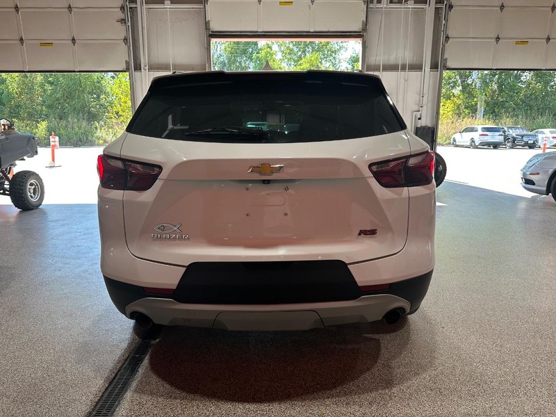 2020 Chevrolet Blazer 2LT photo 2