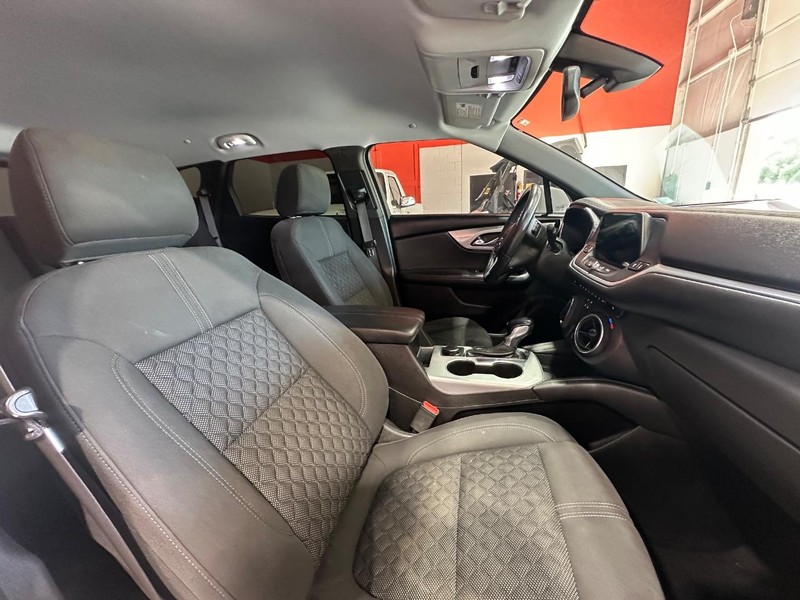 Chevrolet Blazer Vehicle Full-screen Gallery Image 16